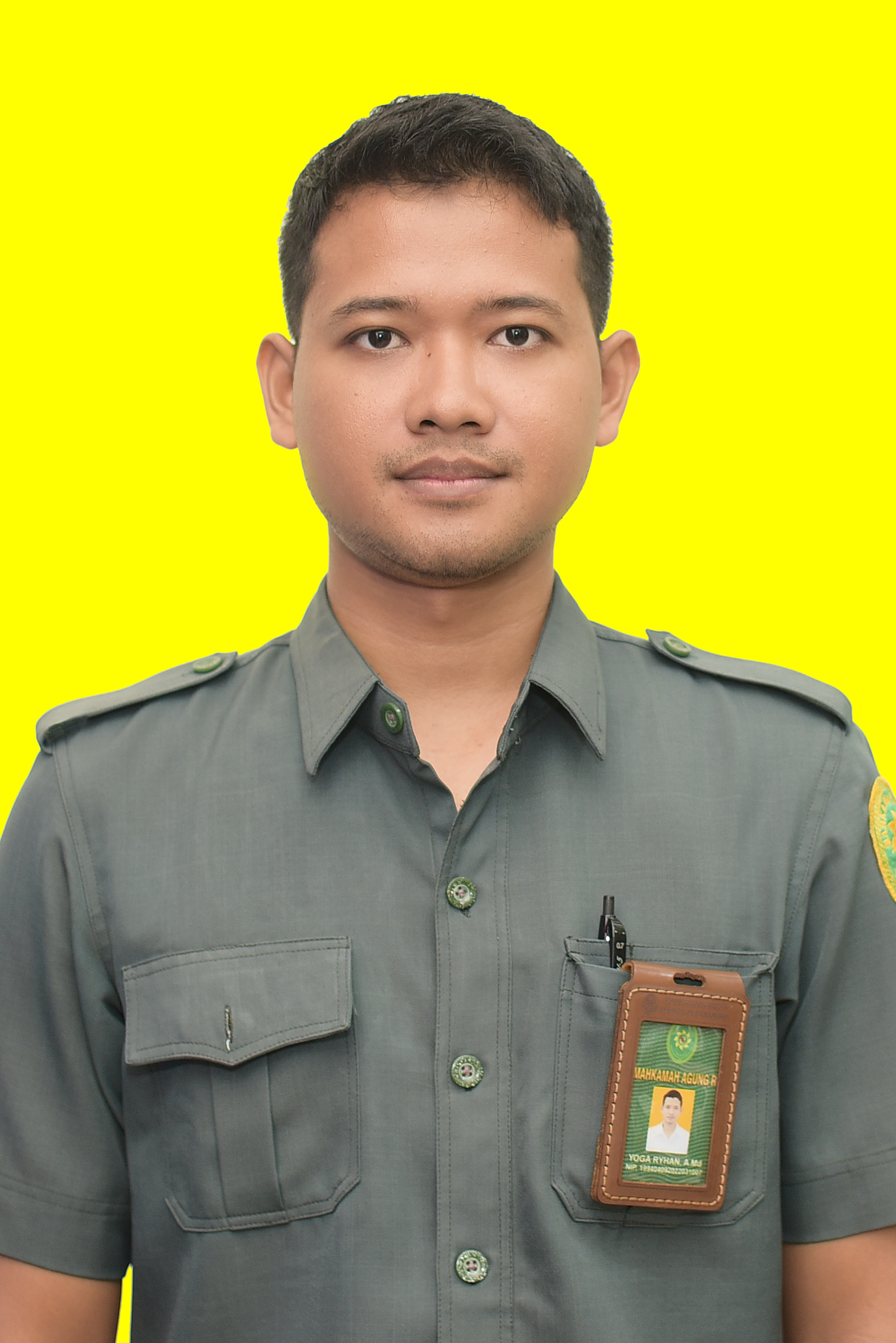 44. YOGA RYHAN A.Md